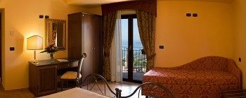 Agostiniana Hotel Санта Тереза ди Рива Екстериор снимка